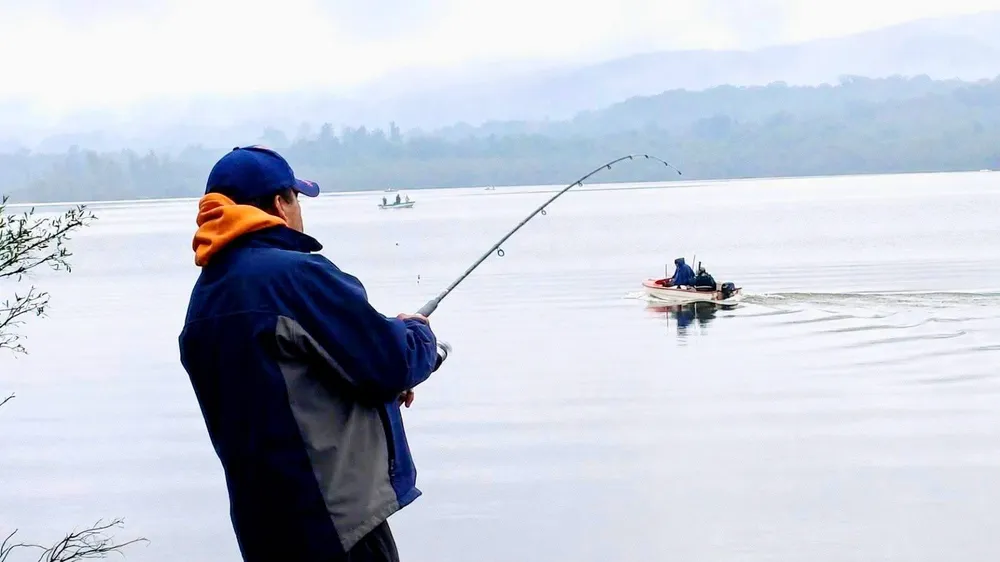 La pesca deportiva volvió a convocar a cientos de participantes en Alijilán