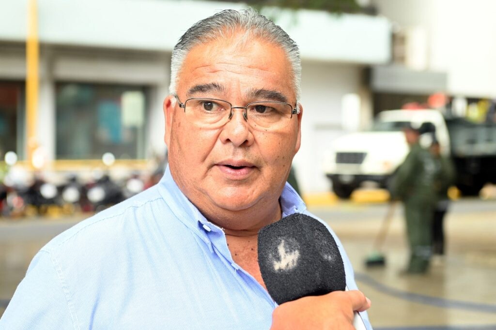 placeros2.jpg placeros2.jpg