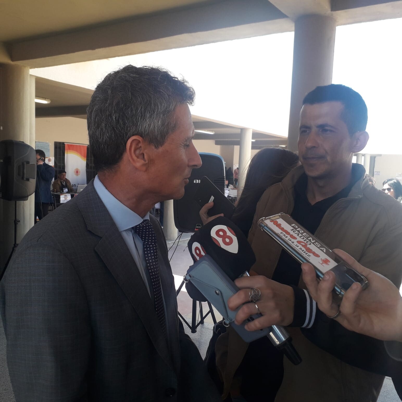 El ministro Carlos Platero señalo que desde el Ministerio de Familia y Desarrollo Humano están haciendo un seguimiento de dos obras importantes para el departamento de Valle Fértil.