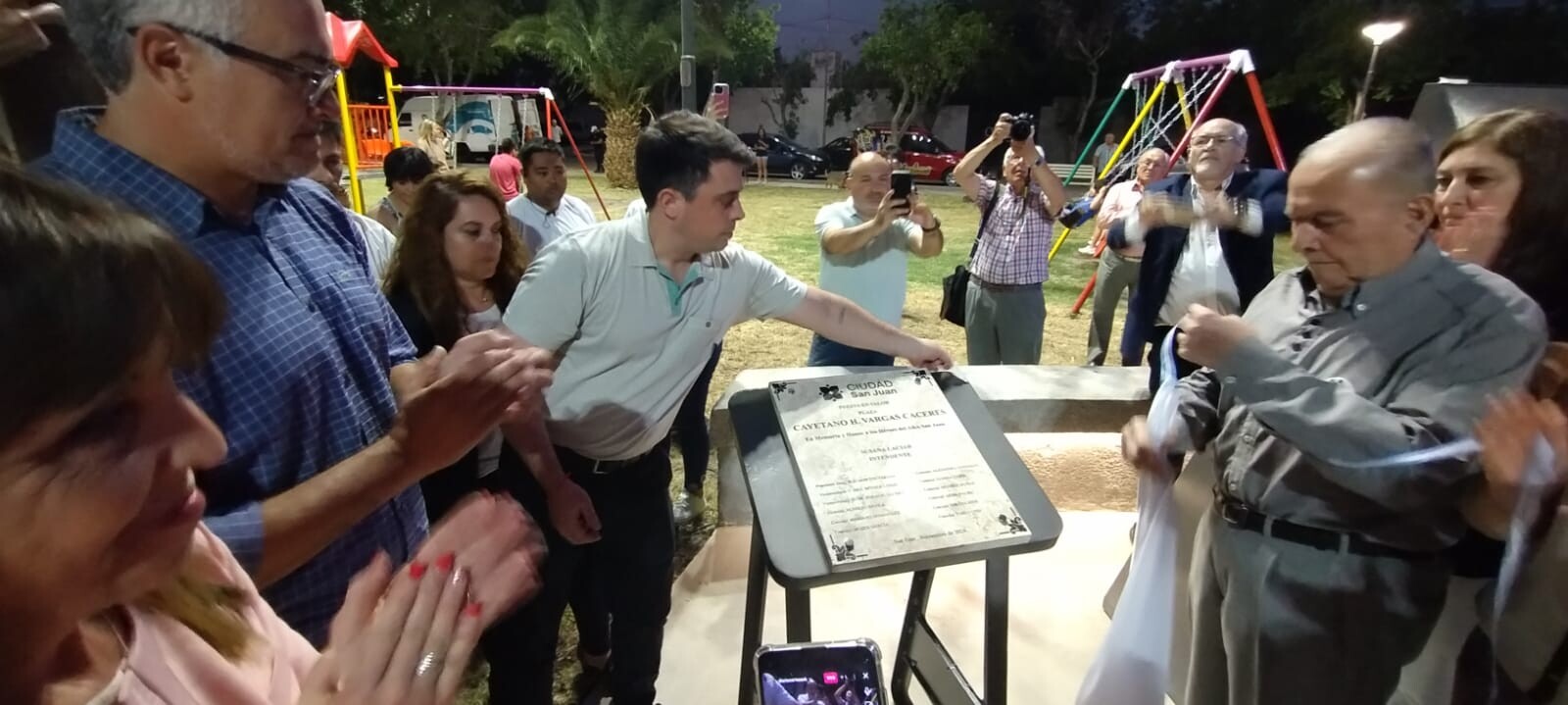 plaza-cayetano-5.jpeg
