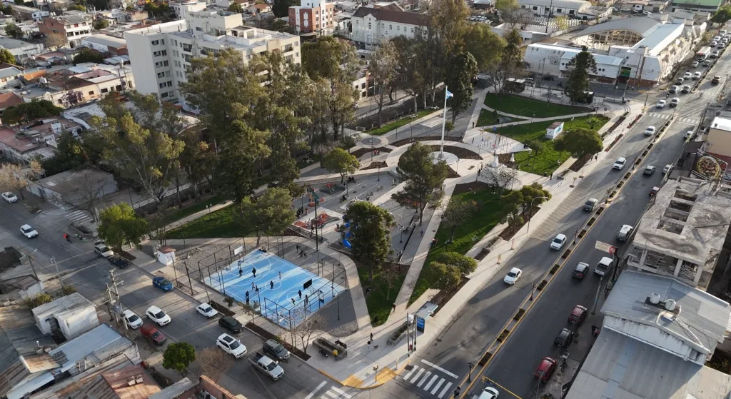 Plaza Evita renovada: finalizaron las obras y ya cuenta con nuevos espacios para vecinos