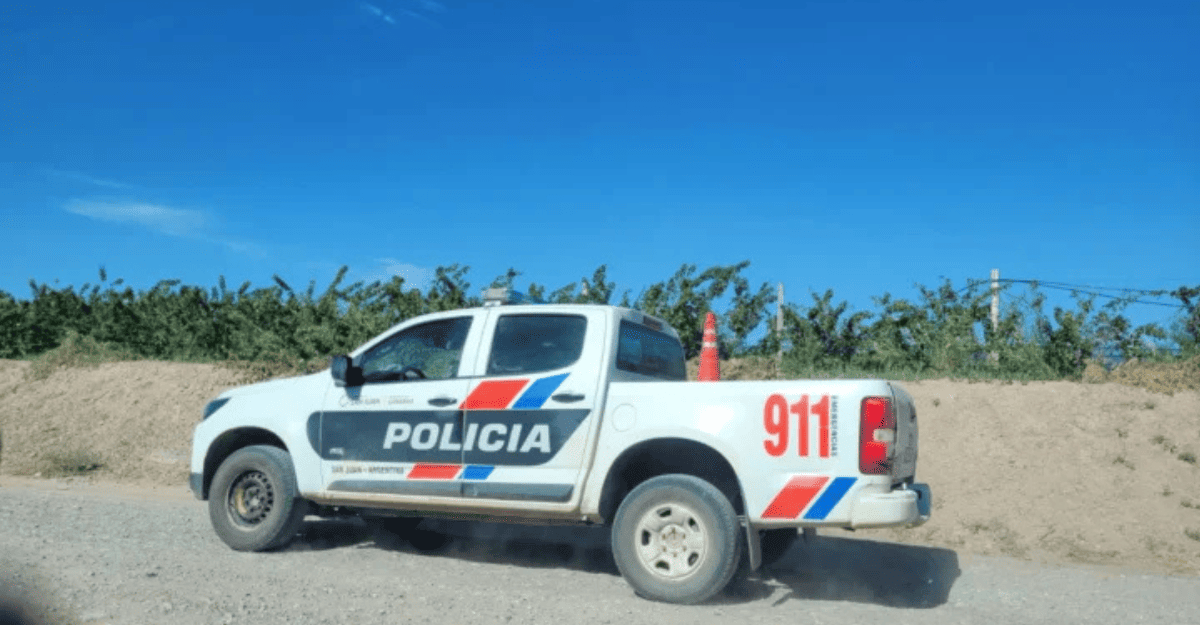 Tres adolescentes detenidos en Caucete: arrojaron un arma réplica e intentaron escapar