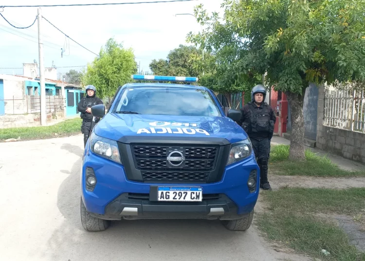 policia98a4a4e268983f83