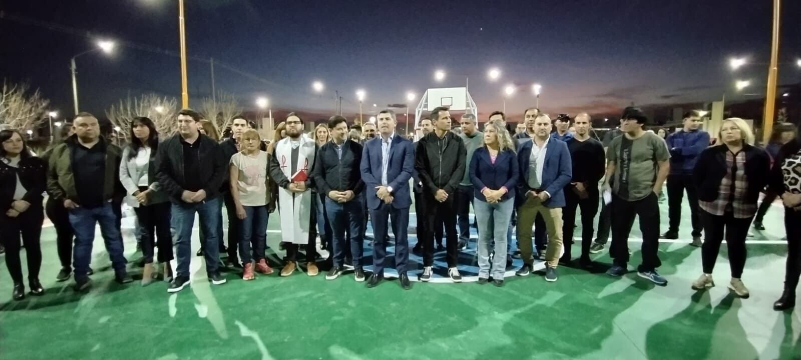 SANTA LUCÍA: «el Gob. M.Orrego y el Int. Juan J. Orrego, inauguraron un polideportivo en el Barrio Cuesta del Viento»