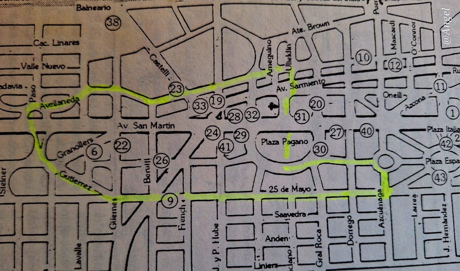 procesion calles.jpeg