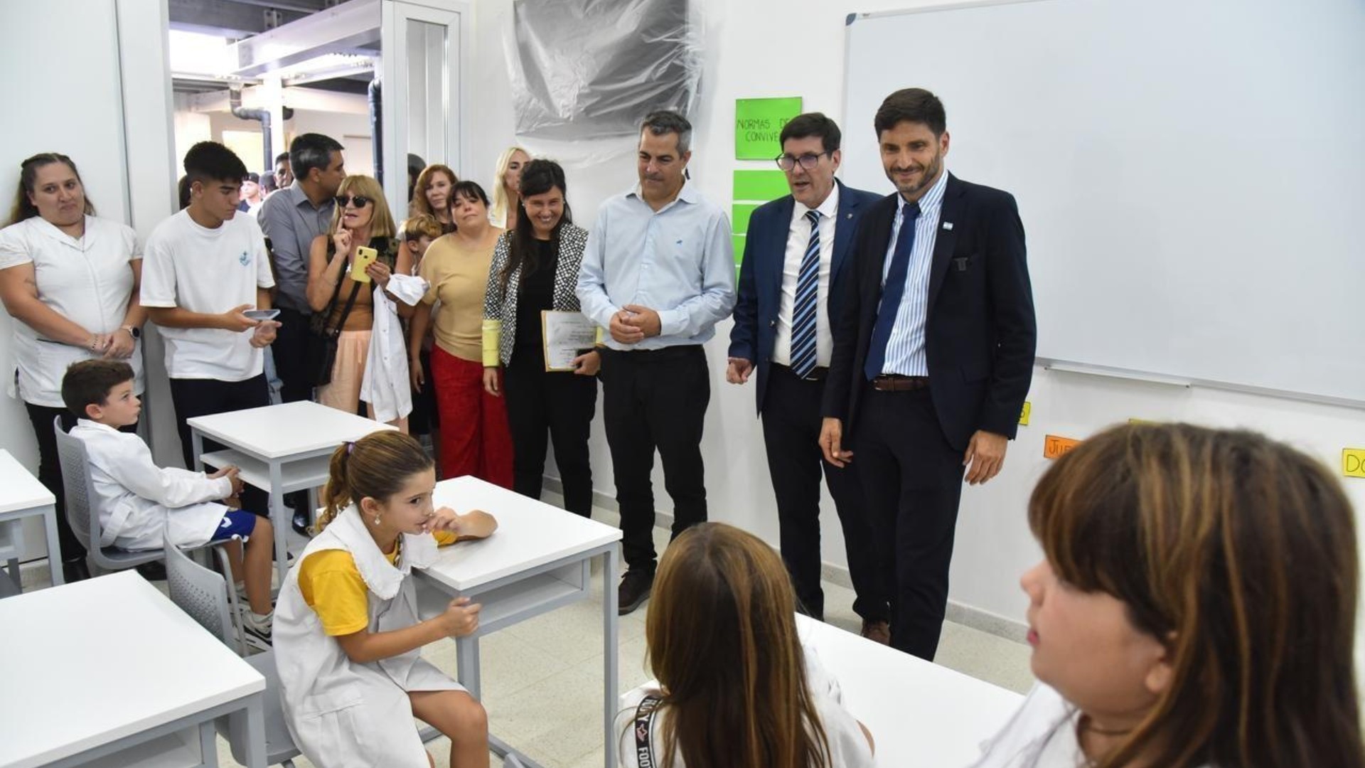 Pullaro: “Santa Fe le muestra al país que se puede salir adelante con un modelo distinto”