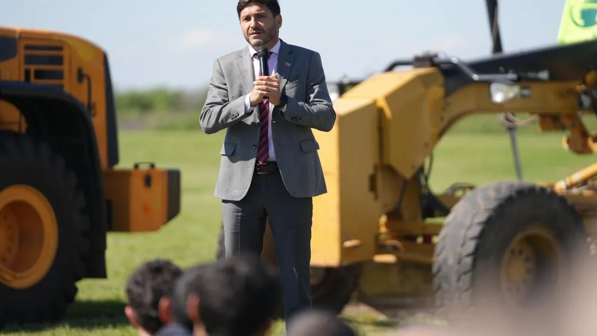 Santa Fe destinará el 100% del Impuesto Inmobiliario Rural a obras de infraestructura para el campo
