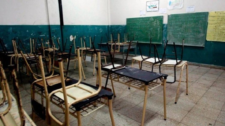 Sin clases y con acatamiento dispar se vive el paro de la CGT en Tucumán
