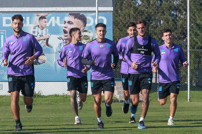 racingentrenamiento1.jpg Buscan la final: la pasión de Racing contra la billetera de Flamengo