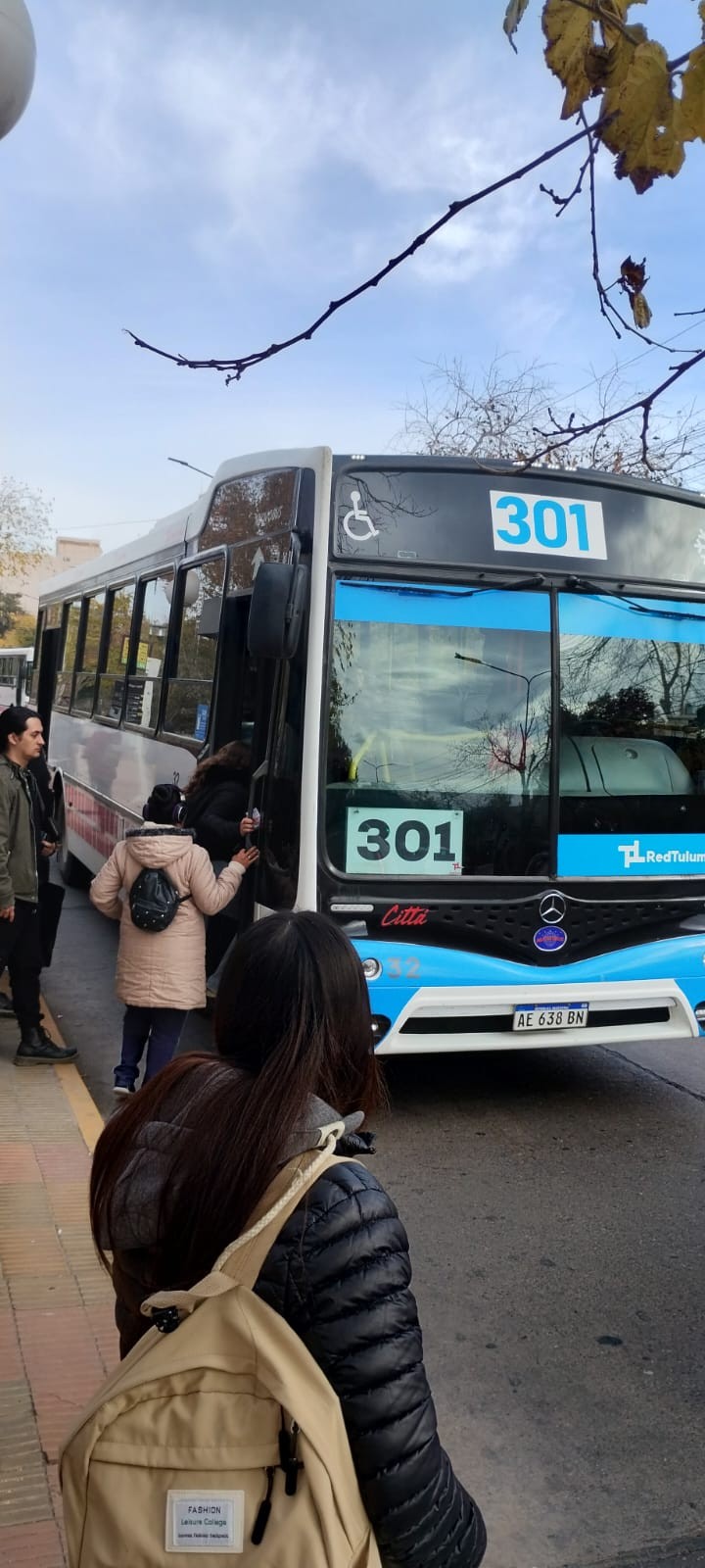 BOLSILLOS: incremento en el valor del pasaje de colectivo