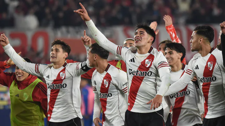 river-avanzo-a-la-final-del-torneo-apertura-2026-foto-fotobaires-5YPWFN4TUVCGJH4D36QHBLGKBM.webp