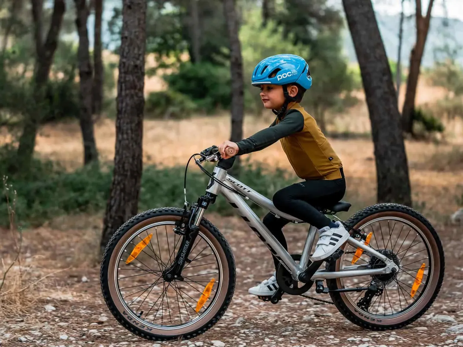 ropa-de-ciclismo-para-ninos-GSPORT