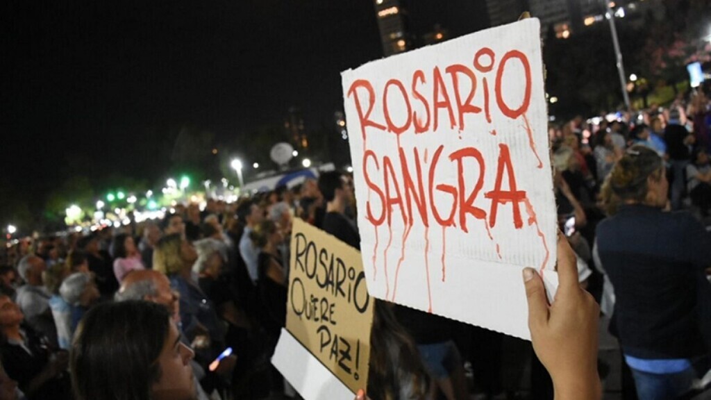 rosario-narco_1000_1100.jpg