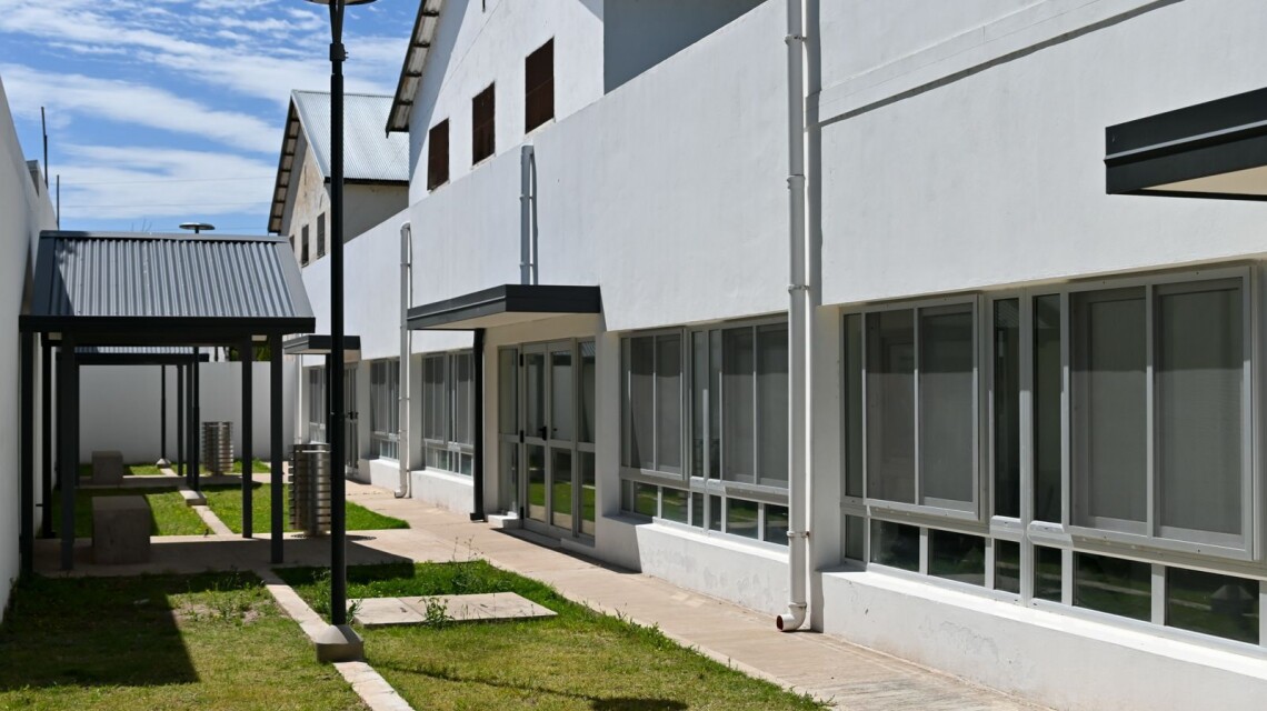 Provincia inaugura el nuevo sector de internación del Hospital Sayago