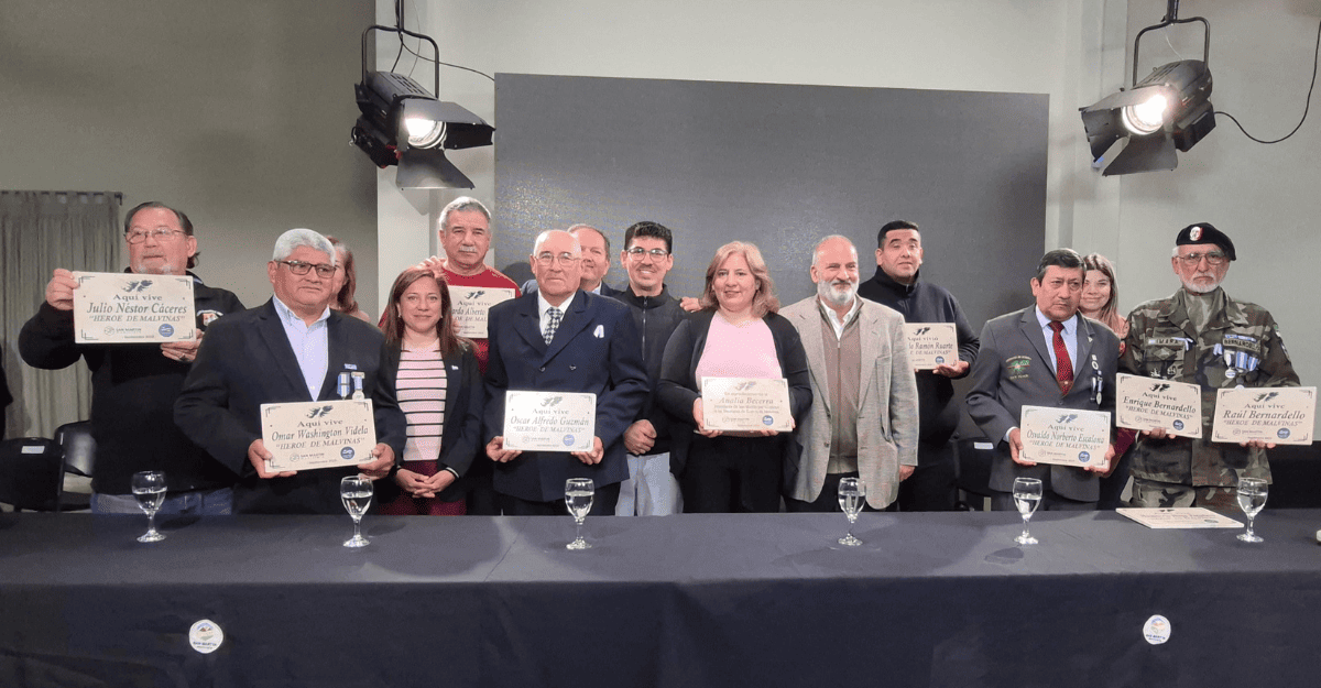 San Martín homenajeó a los héroes de Malvinas en un emotivo acto