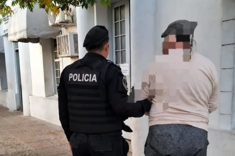 Detuvieron a un hombre por el intento de intentar retener por la fuerza a una adolescente