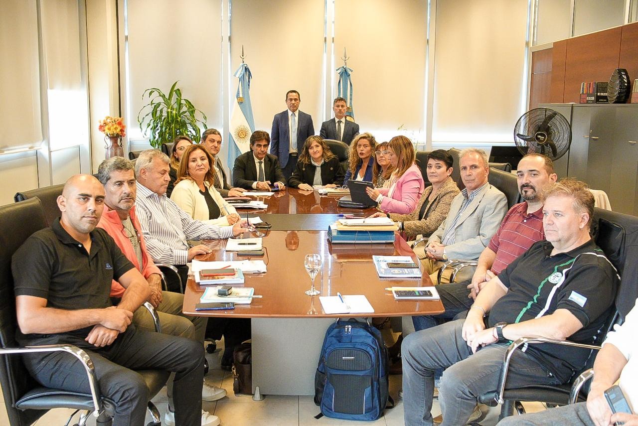 EDUCACIÓN: comenzó la segunda reunión paritaria 2025