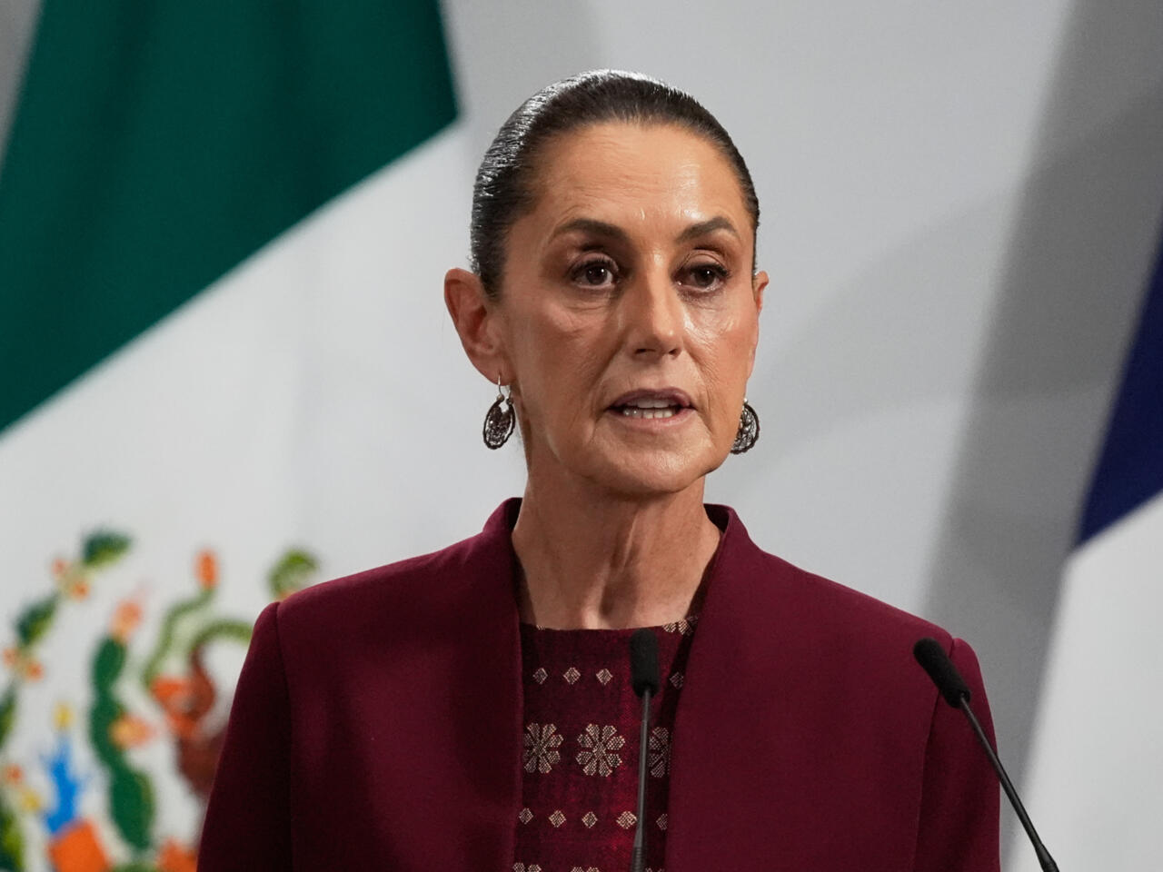 México suspende envío de petróleo a Cuba tras amenazas de Trump