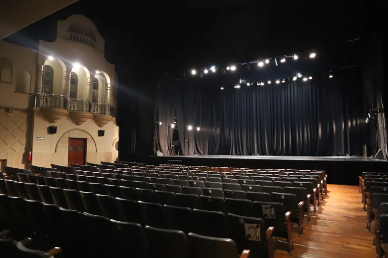 teatro muni.jpg