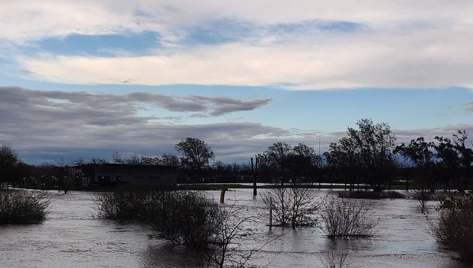 ROJAS: El intendente Bouvier habló sobre la búsqueda de los jóvenes que desaparecieron durante el temporal de lluvia