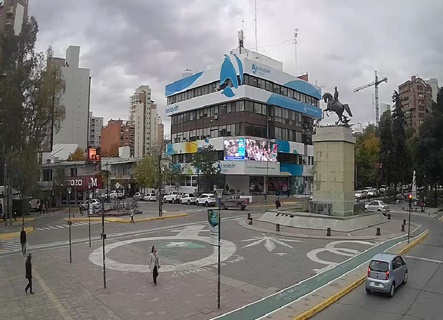 Botón Descuento Neuquino” con rebajas de hasta el 50% en tasas municipales.
