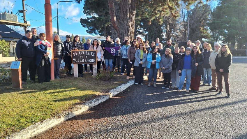 Trevelin renovó el compromiso con “Ni Una Menos” y homenajeó a víctimas de la violencia de género