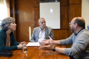 Chubut impulsa la inclusión digital con un convenio entre el Ministerio de Educación y la Universidad del Chubut