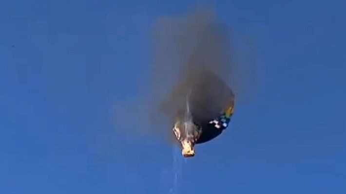 un-globo-aerostatico-con-turistas-se-incendio-y-cayo-en-una-playa-de-brasil-8-muertos-y-13-heridos-2046932.jpg Tragedia en Brasil: un globo aerostático se prendió fuego en Santa Catarina y hay al menos ocho muertos