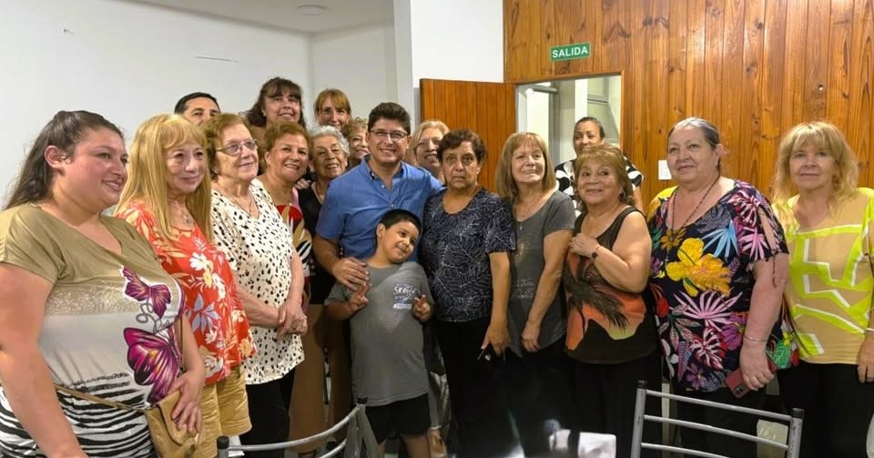 SANTA LUCÍA: el Intendente Orrego visitó la Unión Vecinal B° José María Cortez