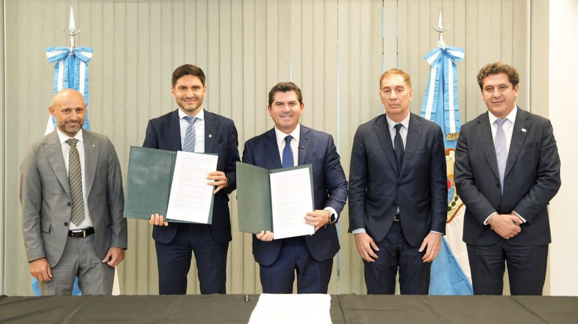 Pullaro firmó un convenio con San Juan y busca posicionar a Santa Fe como socio industrial del boom minero argentino