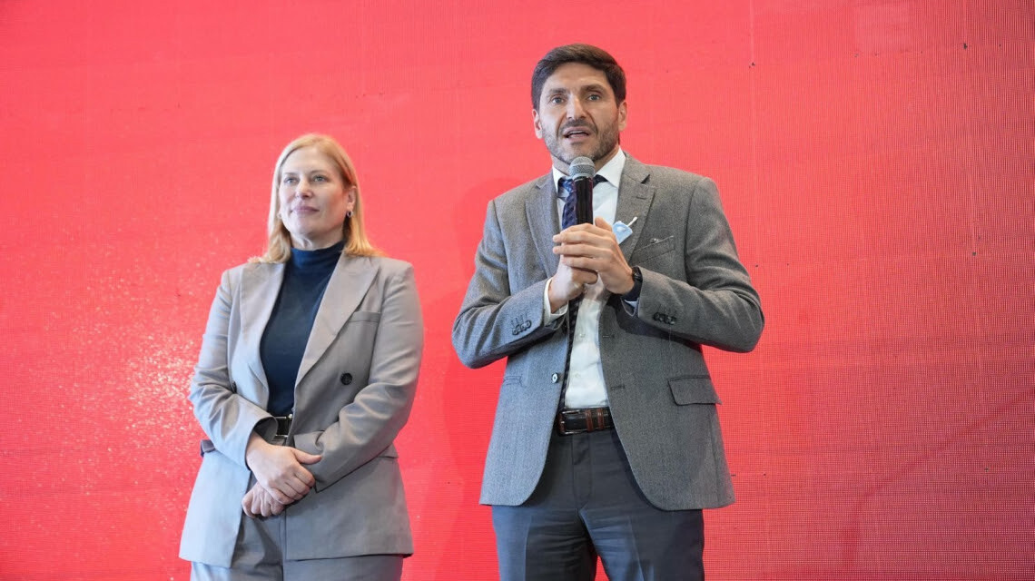 Pullaro: “Nuestro gobierno es aliado de la industria y siempre va a defenderla porque genera empleo”
