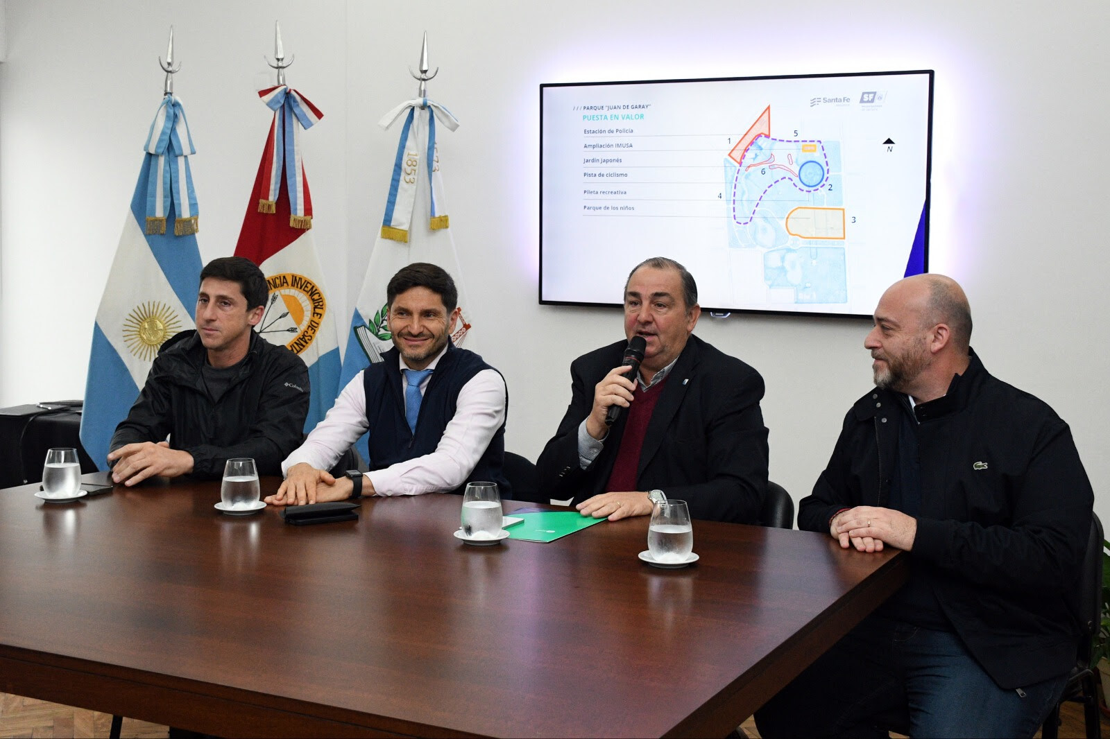 Poletti y Pullaro firmaron el convenio para ejecutar las obras en el Parque Garay y el Acceso Oeste