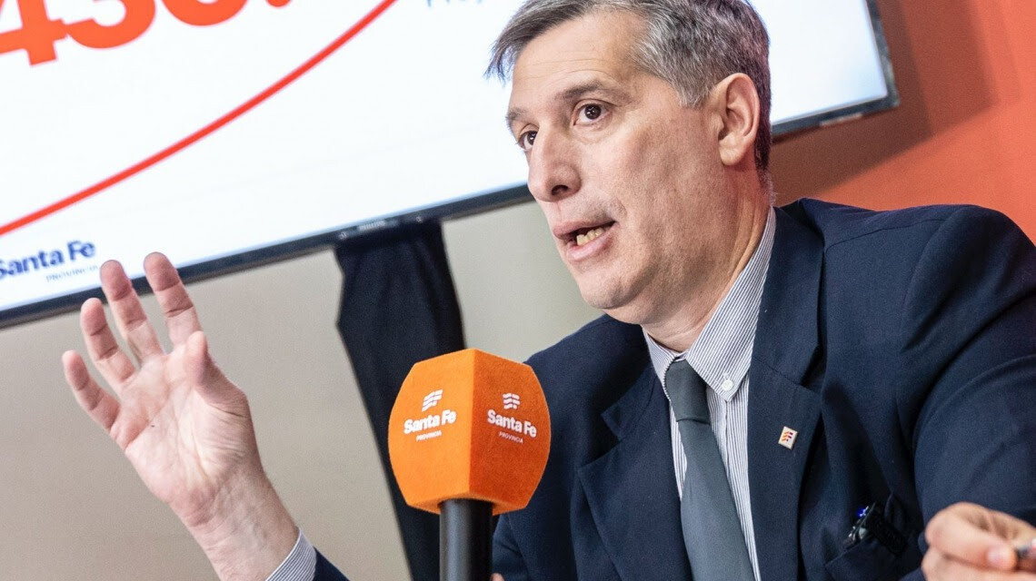 Santa Fe sostiene el equilibrio de sus cuentas corrientes y un alto nivel de inversión pública
