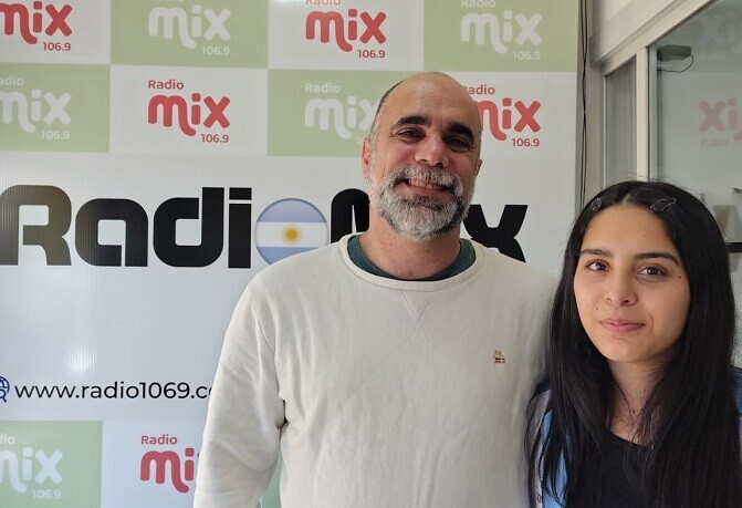 Valentina nos representará en Colombia y lanzan una venta de pollos para costear el viaje