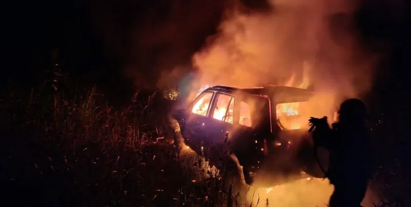 Se incendiaron en pocas horas tres autos en distintos barrios
