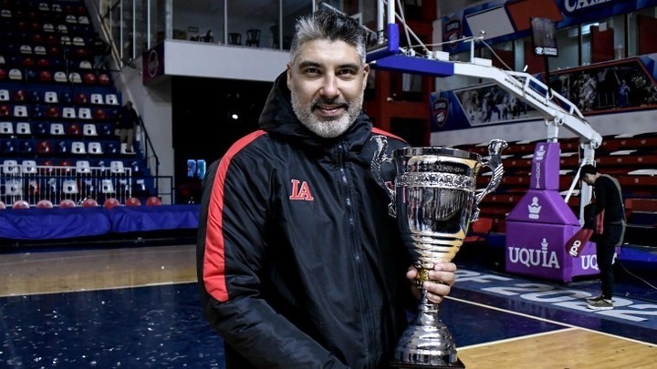 Sentidas palabras de despedida de Lucas Victoriano