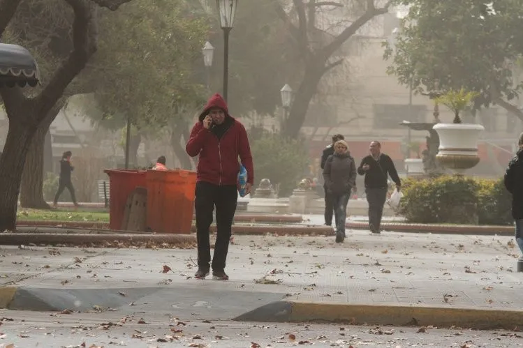 ALERTA AMARILLA: fuertes vientos para la tarde y noche de hoy viernes 29 de agosto