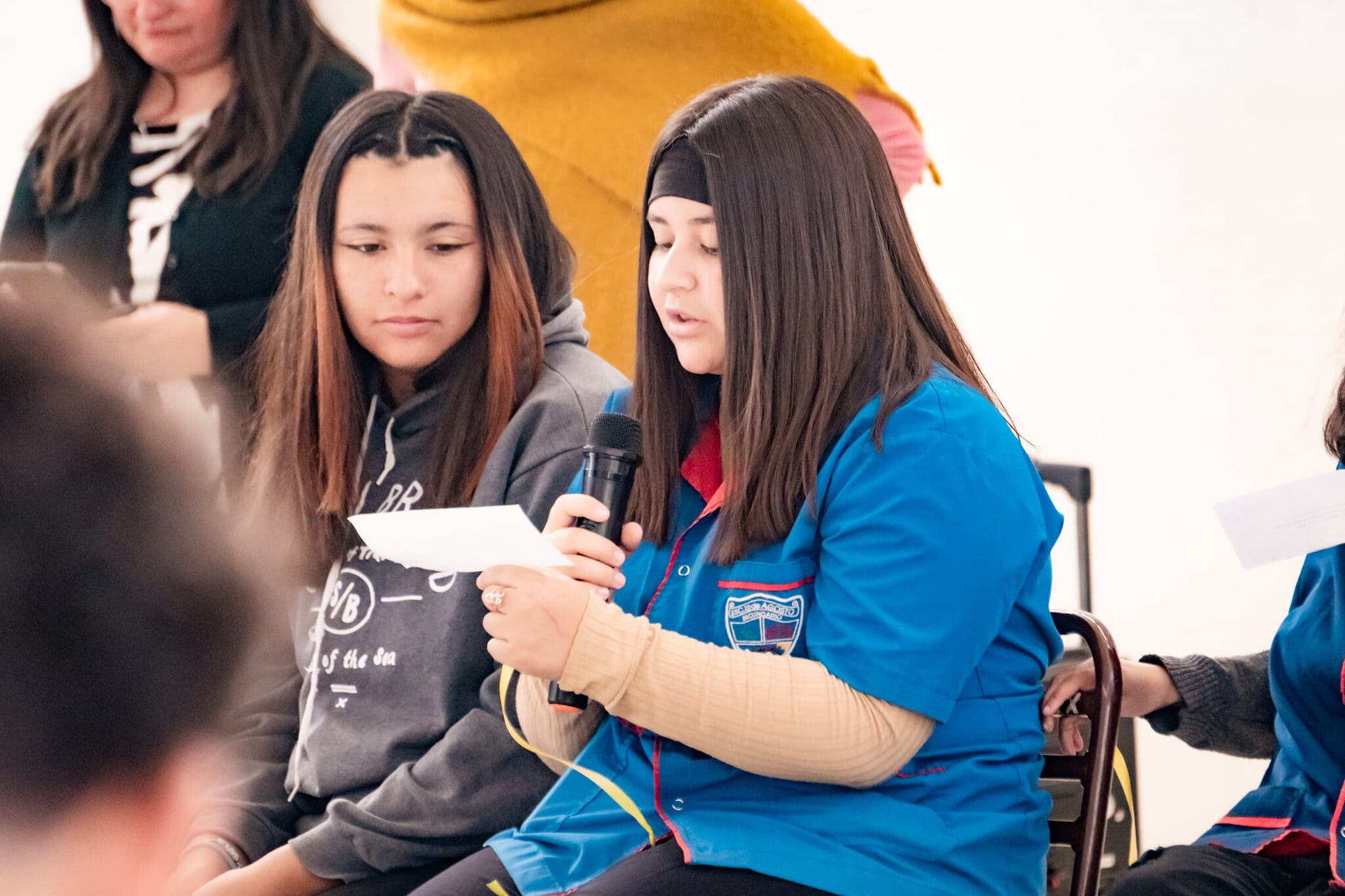 El Municipio de Pocito, a través de la Dirección de Mujer, Género y Diversidad, realizó una charla sobre «Vínculos Sanos» a los alumnos de Cuarto Año de la Escuela 12 de Agosto.