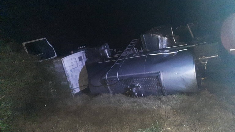Ruta 12: camión protagonizó un violento vuelco esta madrugada