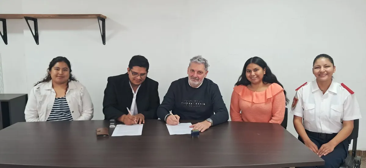 El Tren Solar firmó un convenio de comodato con bomberos voluntarios de Maimará