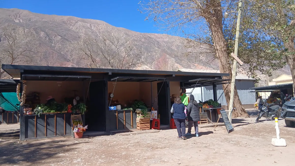 En el Tren Solar, comenzó la mudanza de emprendedores al Nuevo Mercado de Maimará