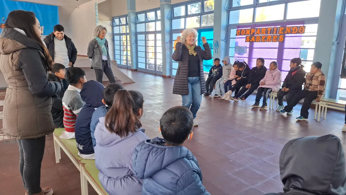 Huacalera: promueven en las escuelas el buen trato hacia las personas mayores