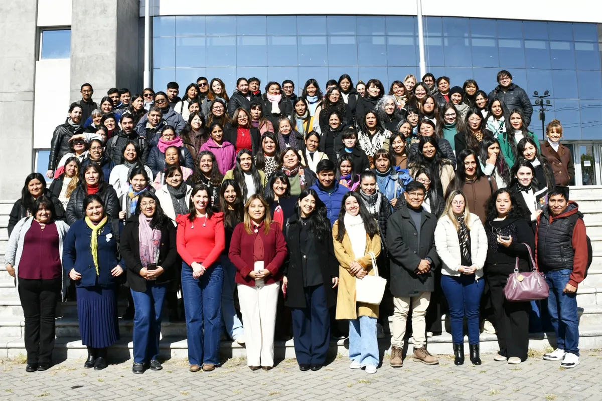 Más de 400 docentes participaron de la última conferencia del ciclo provincial de capacitación