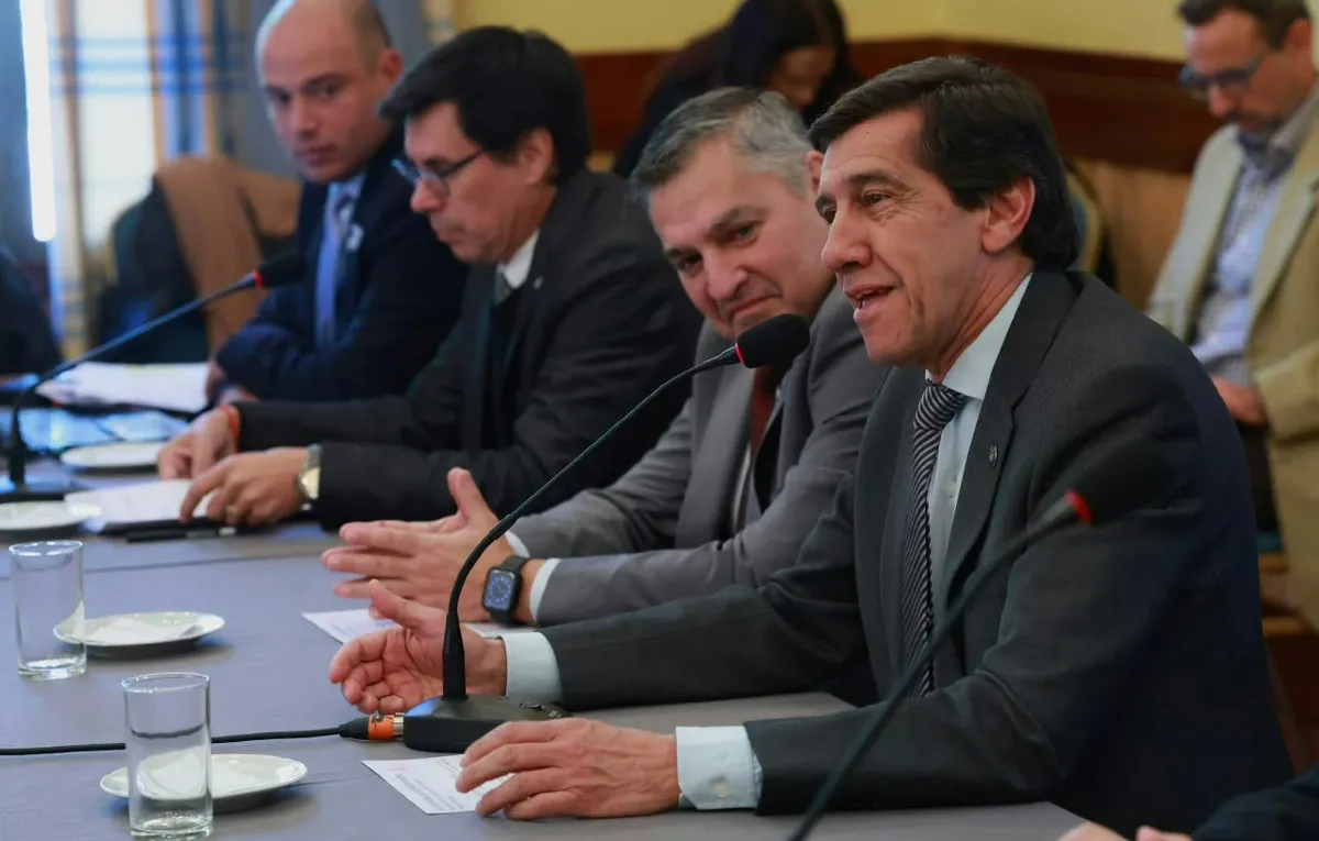 Sadir encabezó la apertura de la reunión de la Comisión Federal de Impuestos en Jujuy