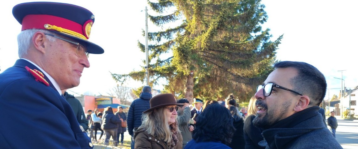Taccetta encabezó el homenaje por el Día del Bombero y los 40 años de la Asociación de Bomberos Voluntarios de Esquel