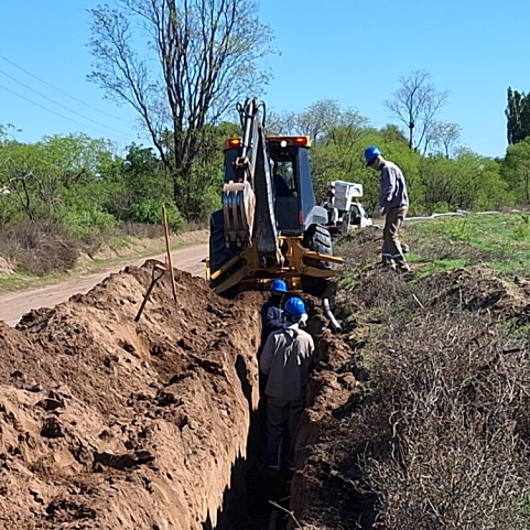 SAN RAFAEL | EL MUNICIPIO EXTIENDE 7.400 METROS DE REDES DE AGUA POTABLE EN LA IZUELINA PARA BENEFICIAR A MÁS DE 60 FAMILIAS DE LA ZONA