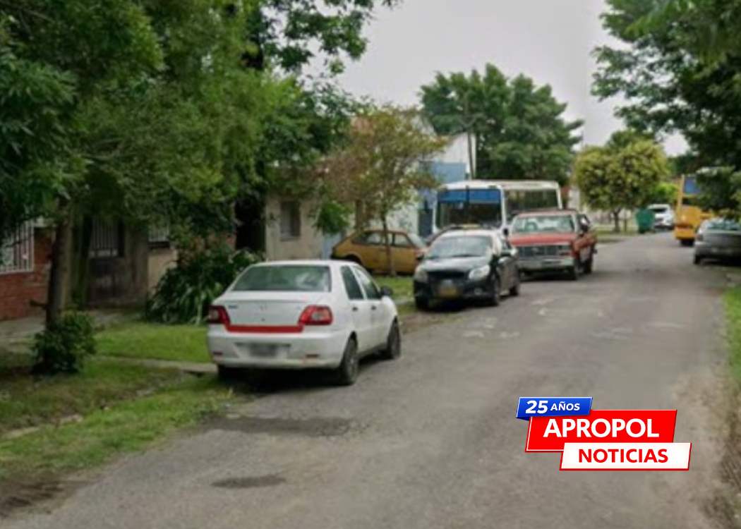 Balearon la casa de una policía en Rosario y dejaron un mensaje intimidatorio