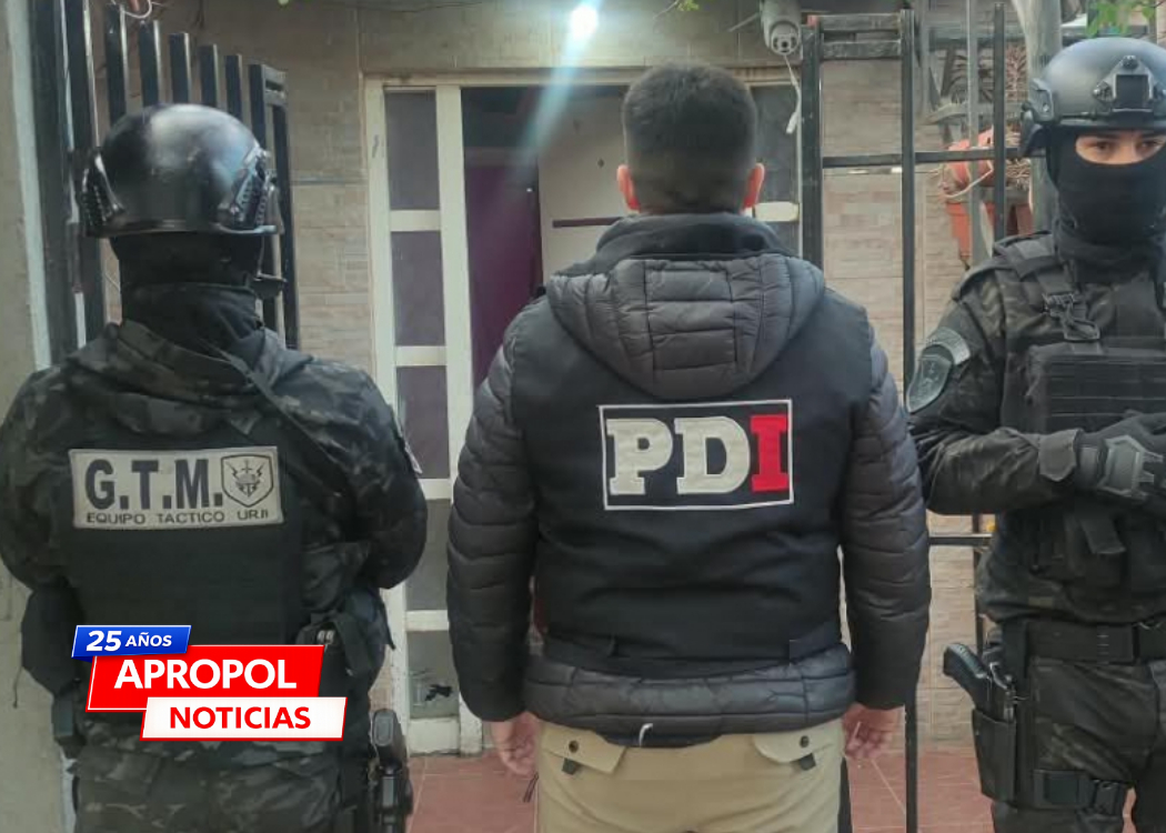 Villa Gobernador Gálvez: dos policías quedaron presos tras una violenta entradera
