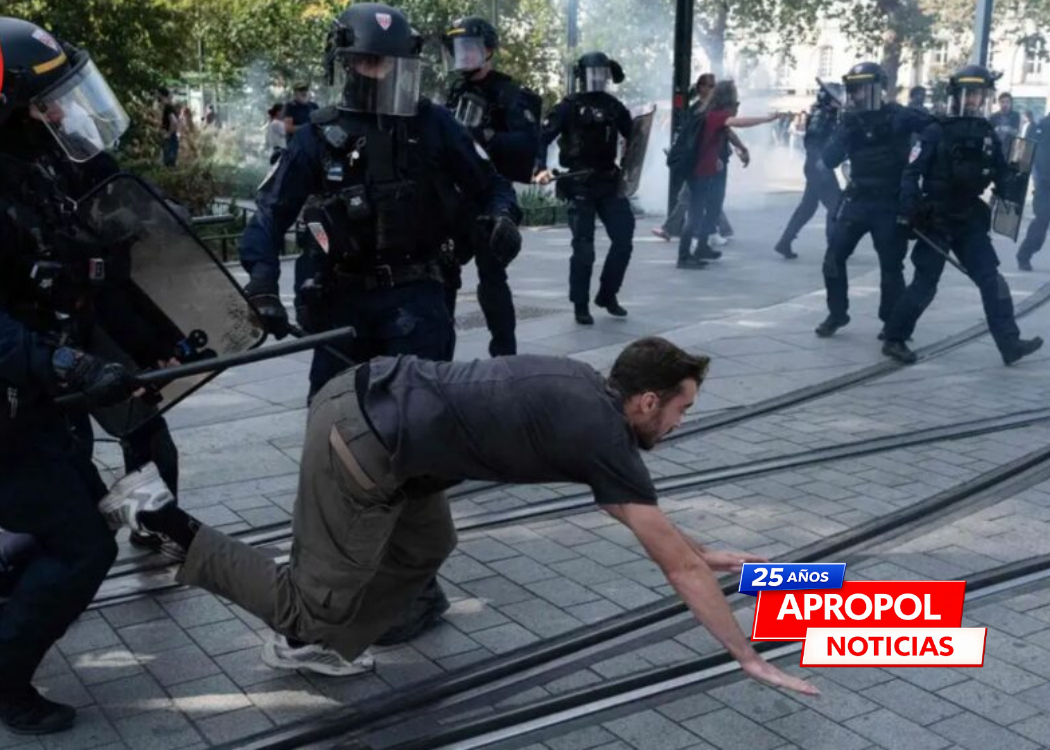 Francia: estudiantes mutilados, granadas suspendidas y policías bajo la lupa