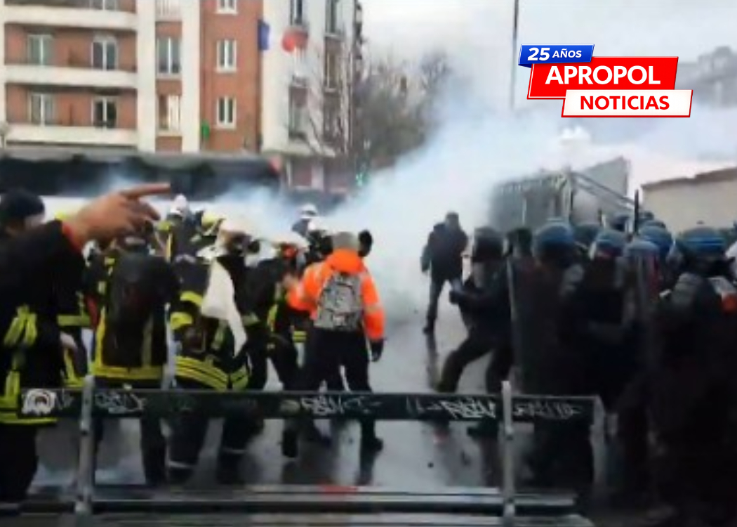 FRANCIA: hasta los bomberos salieron a la calle contra el ajuste y se enfrentaron a la policía